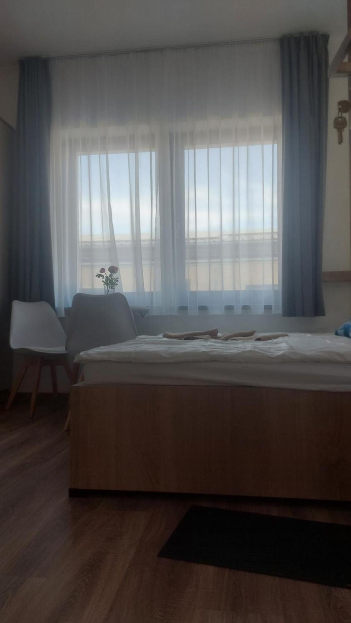 Csaladi Kikoeto Apartman 귤러 외부 사진