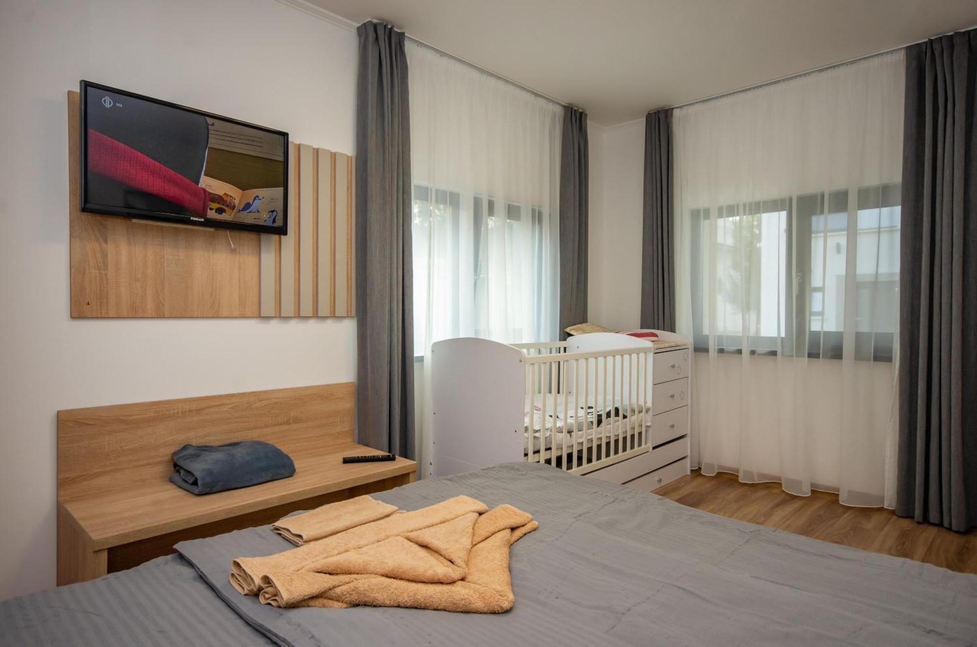 Csaladi Kikoeto Apartman 귤러 외부 사진