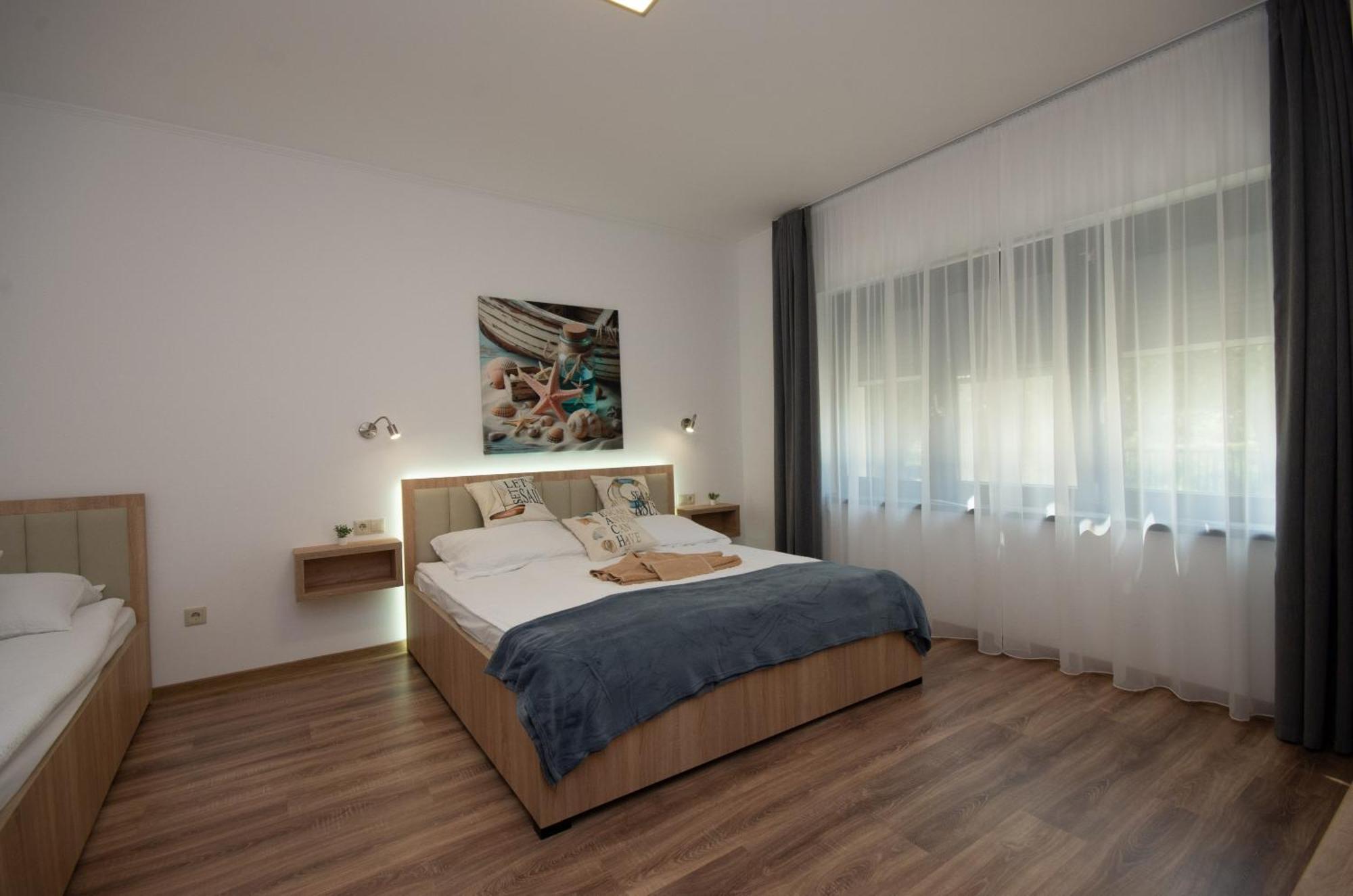 Csaladi Kikoeto Apartman 귤러 외부 사진