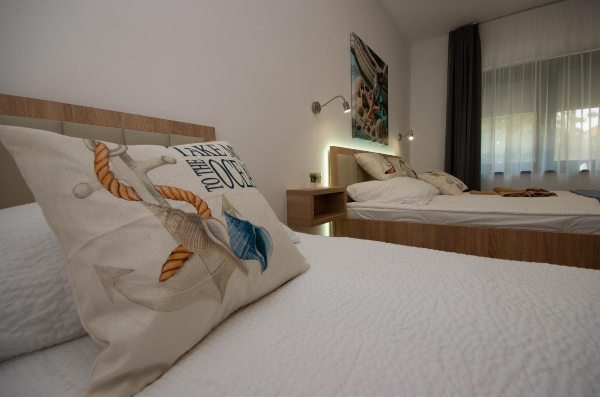 Csaladi Kikoeto Apartman 귤러 외부 사진